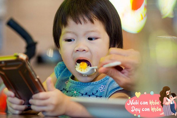 Mỗi bữa ăn cho trẻ 1-3 tuổi quyết định sức khỏe cả đời, con khỏe mạnh do cách mẹ chăm - 10