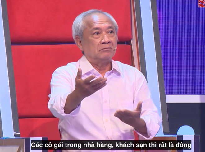 Ông nói Công Hoàng không kiếm được bạn gái dù làm trong ngành khách sạn có rất đông cô gái.