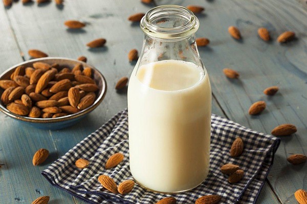 Loại sữa ít calo hơn sữa bò, sữa đậu nành nhưng chống lão hóa tốt hơn vừng gấp 300 lần - 1