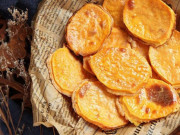 Bếp Eva - Nhúng khoai lang vào trứng rồi đem nấu được món ăn chơi ngon "xoắn lưỡi"