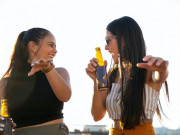 Eva tám - 4 mẹo tâm lý giúp bạn trở nên dễ mến hơn