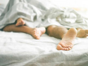 Sức khỏe - Quan hệ cuồng nhiệt với bạn trai, cô gái trẻ bỗng gặp tai hoạ không thể ngờ