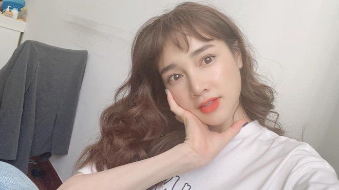 Đông Nhi làm mẹ ngày càng đẹp, để lại kiểu tóc thảm hoạ một thời mà giờ sang xuất sắc - 11