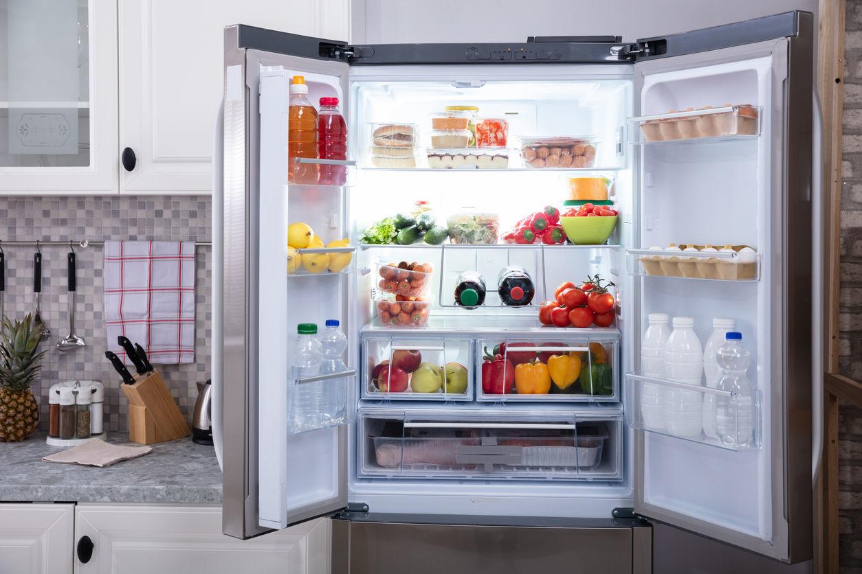 Kiểm tra chỗ này trong tủ lạnh ngay nếu không muốn vừa tốn tiền điện vừa hư hết thức ăn - 5