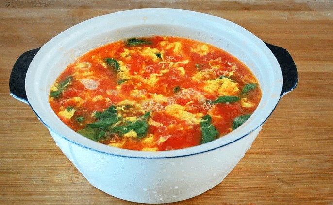 Nấu canh cà chua trứng đừng cho nước thường, đây mới là thứ nước khiến món canh ngon ngọt - 5