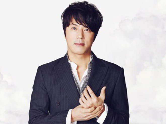 Anh có xuất thân là con trai phó chủ tịch tập đoàn ô tô.