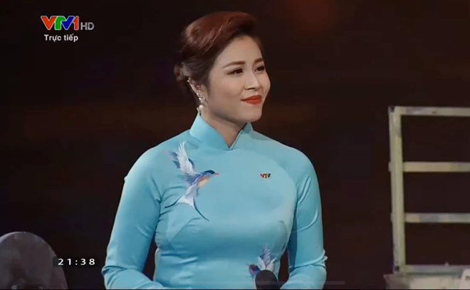 Ly kỳ: Nữ MC từng đi ăn cưới anh đồng nghiệp, ai ngờ 10 năm sau lại thành chồng mình - 3