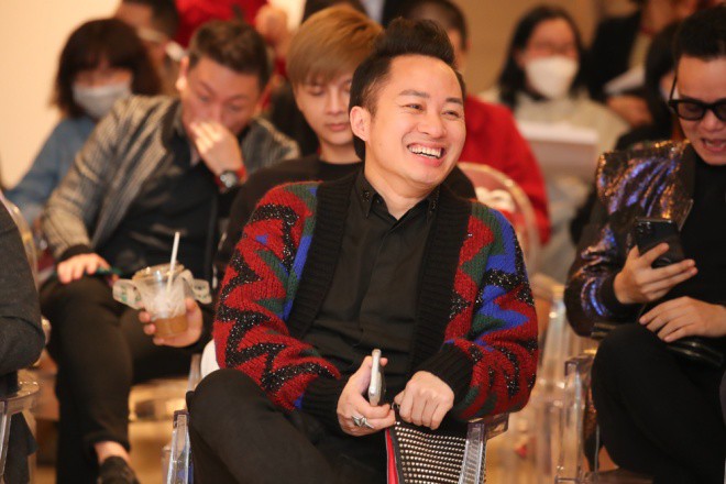 Ca sĩ Tùng Dương là một trong những khách mời tại sự kiện.