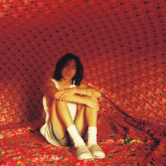 Thịnh Suy là chàng sinh viên sinh năm 1999, từng khuấy động Vpop đầu năm 2019 với ca khúc Một đêm say đình đám.