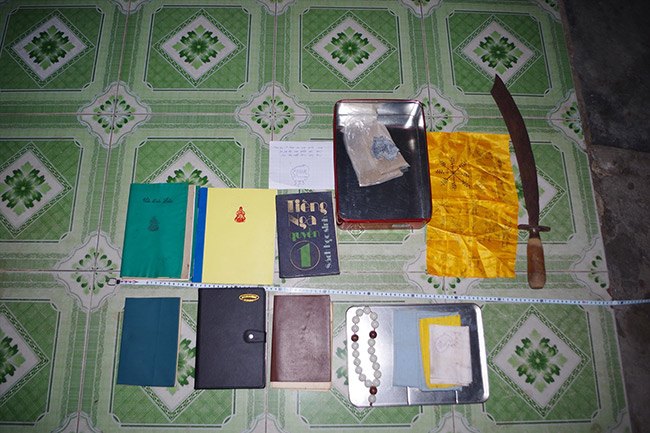 Tang vật có liên quan vụ việc. Nguồn: Báo Quảng Nam