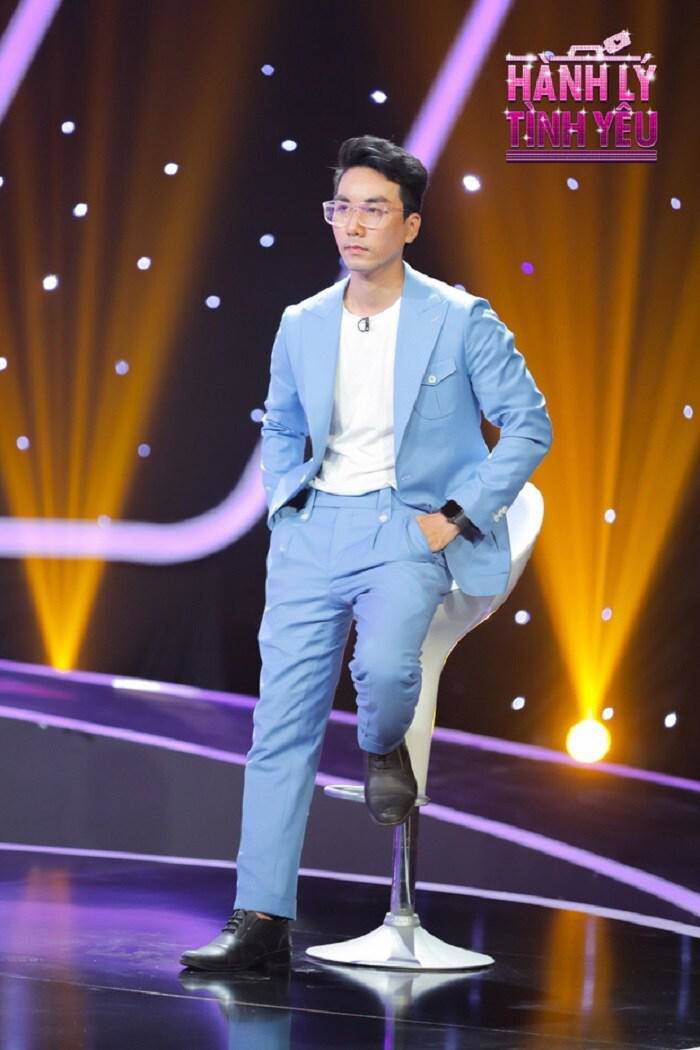 Công Hoàng bị chỉ trích sau chương trình Hành lý tình yêu.