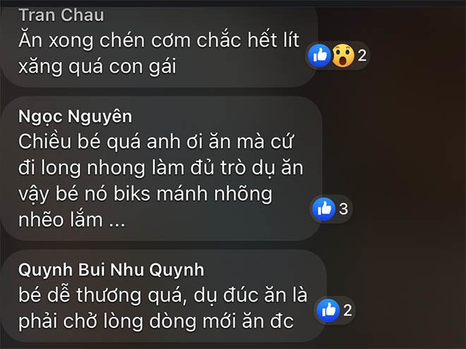 Thót tim cảnh Lê Dương Bảo Lâm dỗ con ăn: một tay bế con, một tay lái xe máy - 5