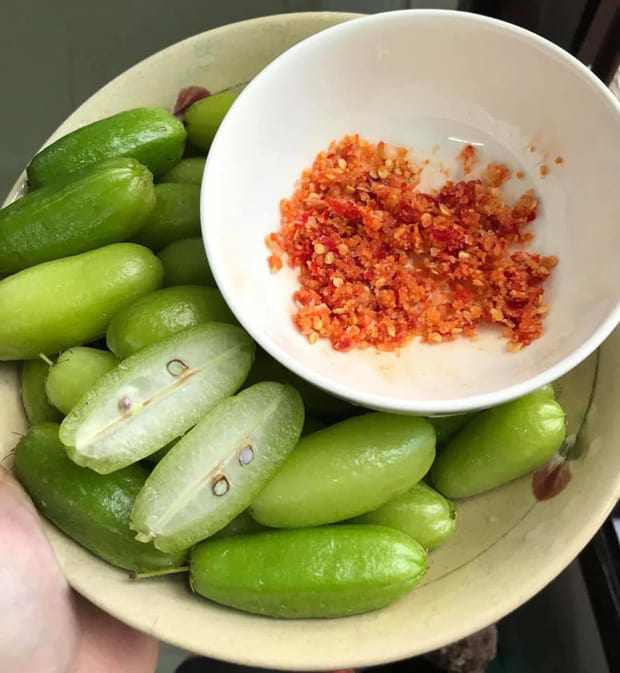 Loại quả 99% người nhìn đều không biết quả gì, vị cực chua nhưng càng ăn càng “ghiền” - 3