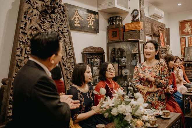 Người bạn diễn thân thiết Thanh Thanh Hiền cũng đến tham dự lễ ăn hỏi của con gái nam danh hài.