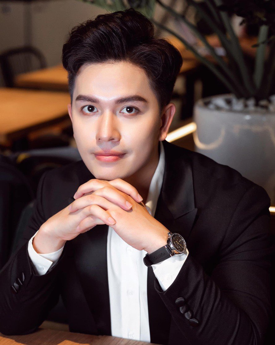 CEO chuỗi quán cafe amp;#34;bốc hơiamp;#34; cùng 200 tỷ đầu tư: Sống sang chảnh, từng được ca ngợi hết lời - 10