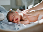 Bà bầu - Năm 2022 sinh con trúng những ngày âm lịch này, bé diện mạo sáng ngời, lớn lên giàu có