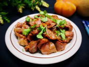 Bếp Eva - Mỗi con gà chỉ có 1 cái này, mua về chiên, rắc gia vị rồi ăn cả nhà khen ngon