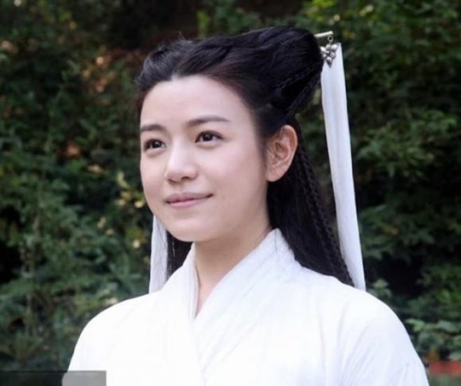 Trần Nghiên Hy từng bị chê bai khi hóa thân thành Tiểu Long Nữ.