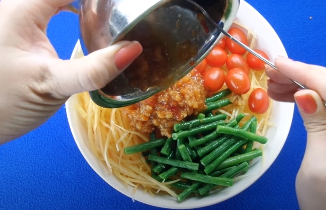 Cách làm gỏi đu đủ Thái Lan ngon chuẩn vị - 7