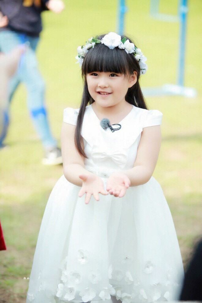 Vương Thi Linh có lượng fan khủng tại Trung Quốc. 