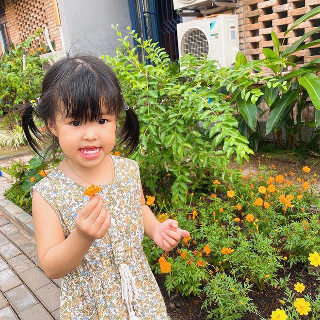 Lê Phương sinh 2 con đều “đẻ thuê”: Con trai giống Quách Ngọc Ngoan, con gái y chang chồng trẻ - 9