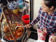 Xem ăn chơi - Gánh bún 40 năm khiến vạn người mê bằng công thức bí mật, giá đắt mà khách nườm nượp