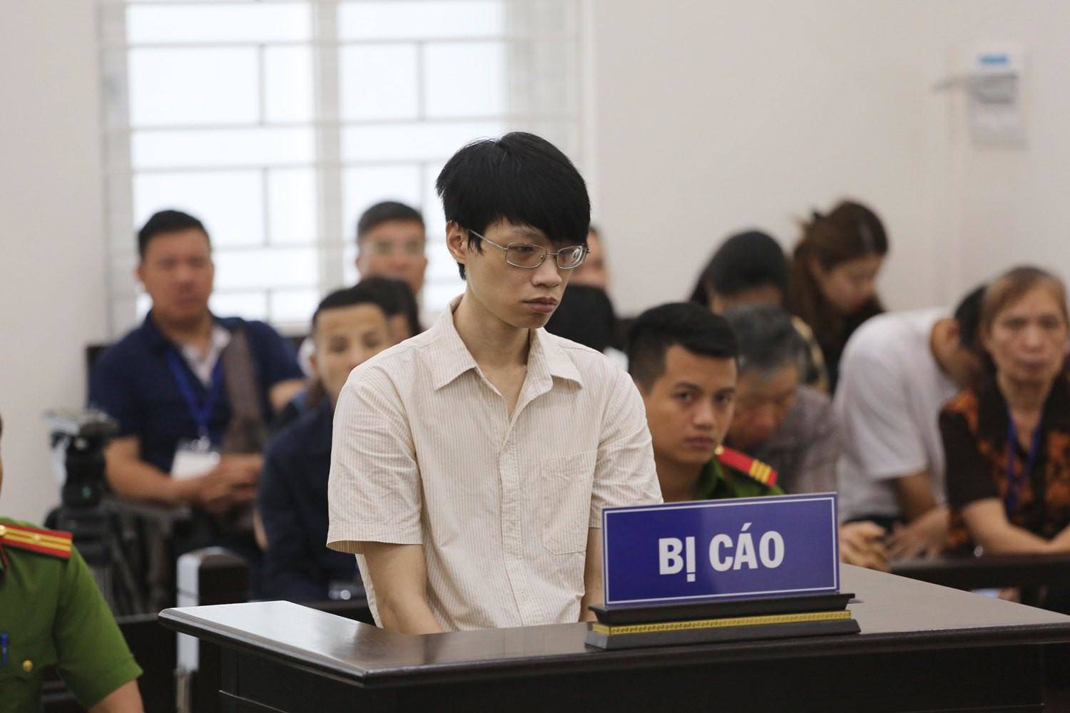 Nguyễn Anh Tú bị tòa tuyên phạt