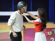 Giải trí - Bắt gặp hình ảnh "tình tứ" của thủ môn Bùi Tiến Dũng với một mỹ nhân showbiz