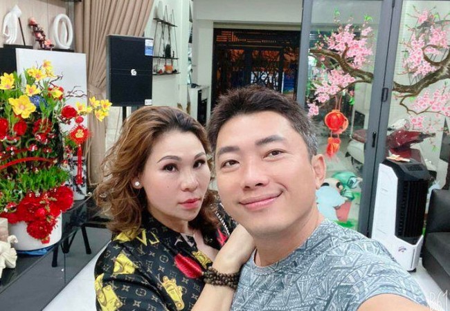 Vợ đại gia của diễn viên Kinh Quốc.