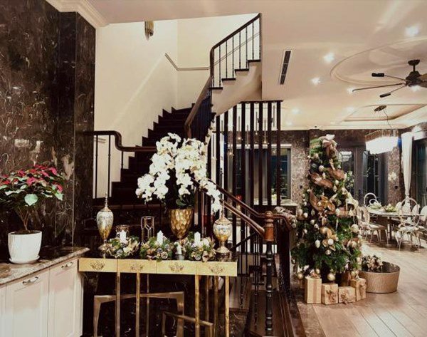 Lã Thanh Huyền trang trí Giáng sinh trong biệt thự 60 tỷ, lung linh hơn cả khách sạn - 4