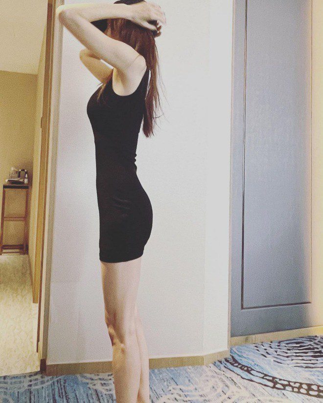 Body hoàn hảo của chị đại Cbiz.