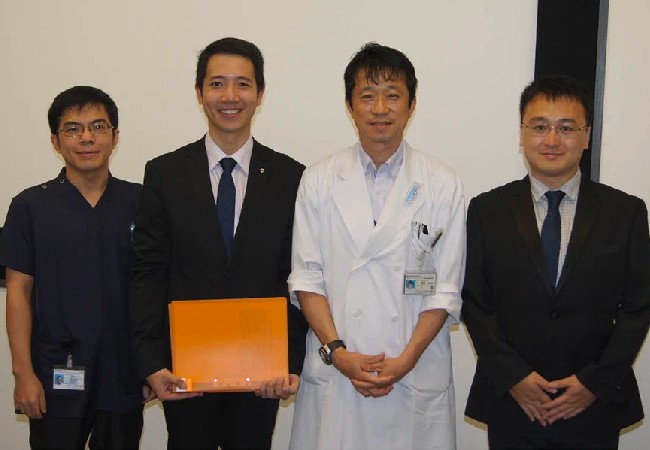 Thải Bảo tốt nghiệp tiến sĩ tại Nhật.