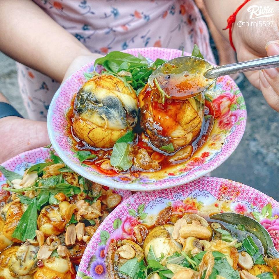 Quán trứng vịt lộn tồn tại hơn 10 năm mà đông kín khách, ngày bán hết veo hàng nghìn quả - 4