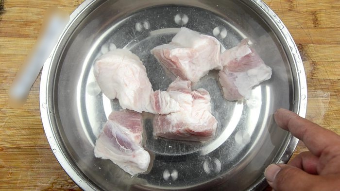 Rã đông thịt lợn, dùng 2 nguyên liệu này, chỉ 10 phút là mềm ngay, tươi ngon như mới - 6