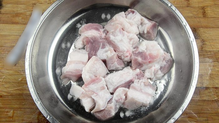 Rã đông thịt lợn, dùng 2 nguyên liệu này, chỉ 10 phút là mềm ngay, tươi ngon như mới - 7