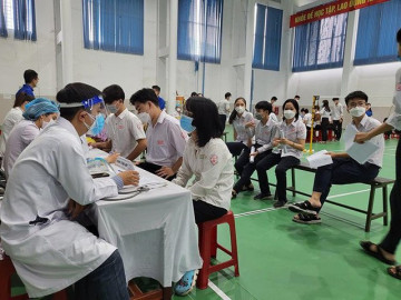 Đau đầu nhưng không khai báo, một học sinh ở Quảng Nam tử vong sau 3 ngày tiêm vắc-xin