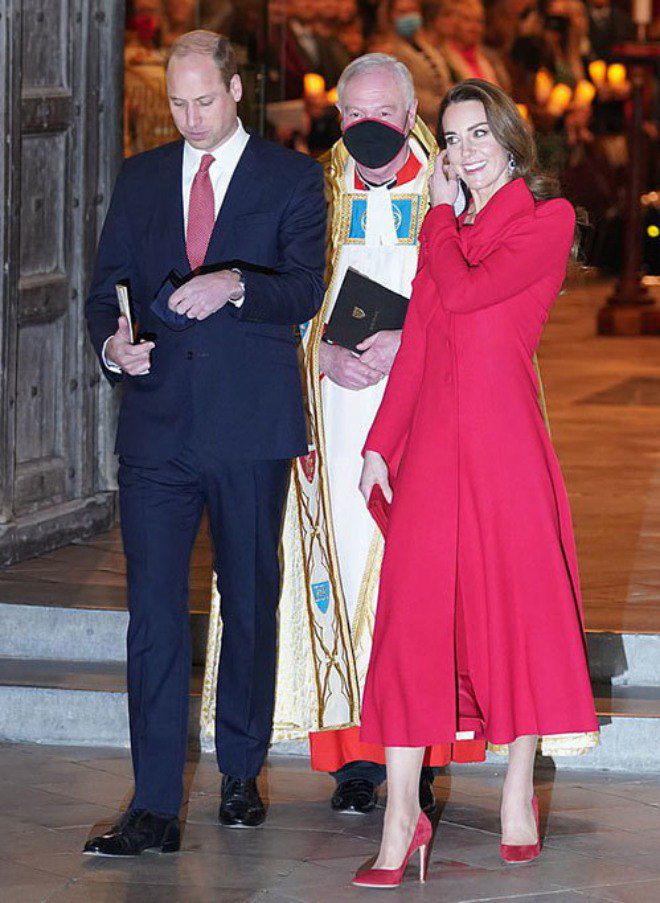 Công nương Kate và Hoàng tử William vừa tổ chức sự kiện Giáng sinh.