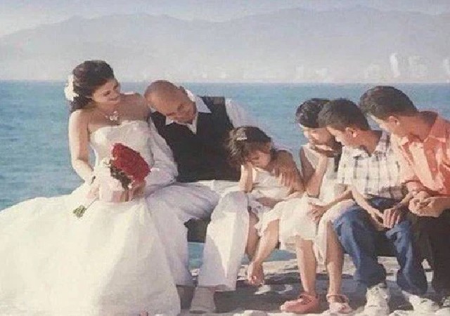 Bà Thảo và ông Vũ từng có một cuộc hôn nhân hạnh phúc, họ có với nhau 4 người con chung