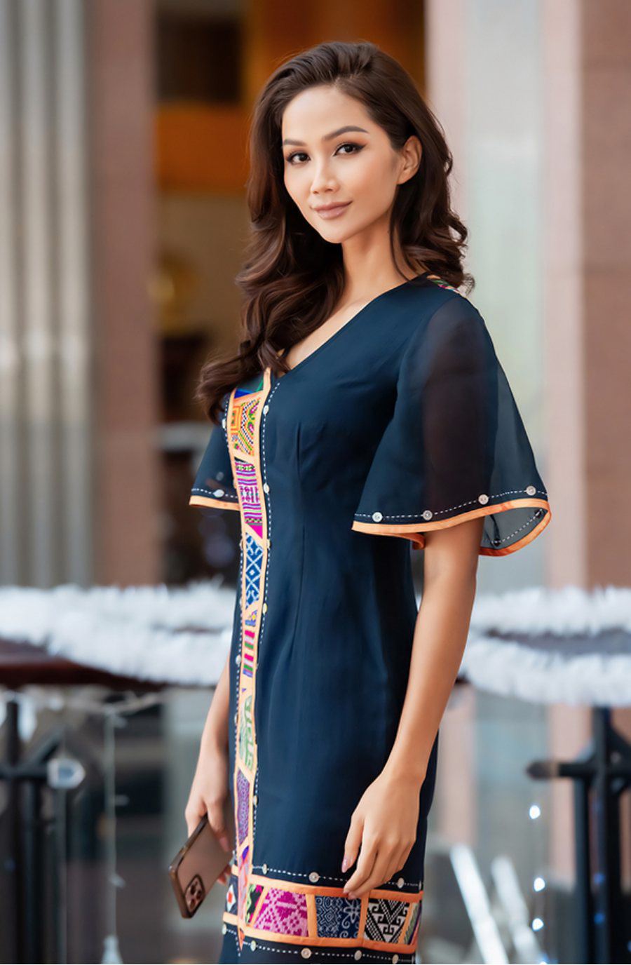 amp;#34;Tiểu vũ trụamp;#34; Miss Universe Vietnam tranh thủ chăm da, làm náo loạn cả sân bay Dubai - 1