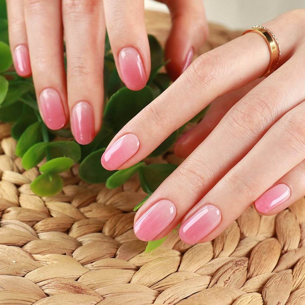 Điểm danh những mẫu nail màu hồng siêu hot, nàng nên rủ rê hội bạn triển ngay mùa Tết này