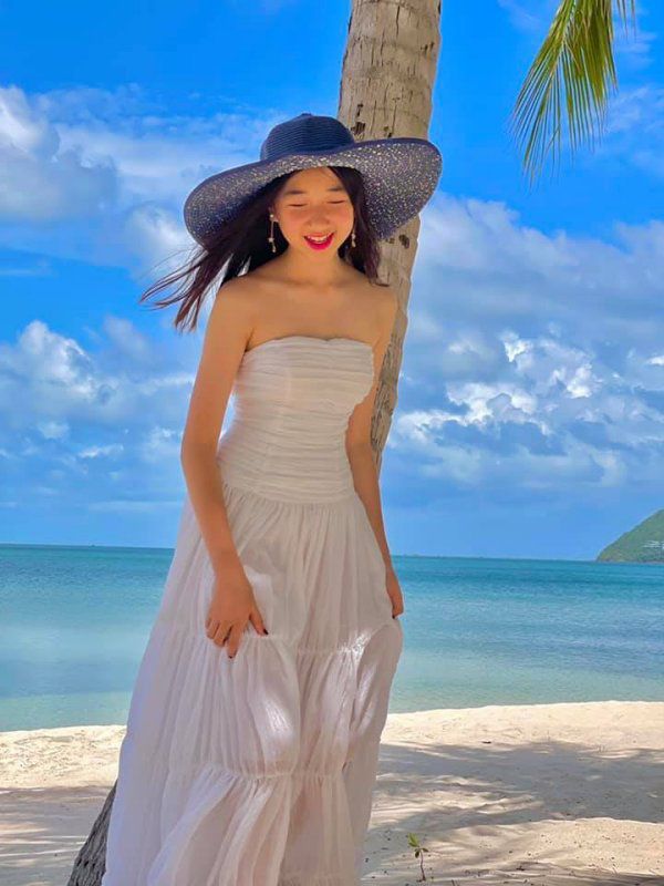 Hoa hậu Việt Nam Nguyễn Thị Huyền sống kín tiếng cùng con gái, lần đầu khoe tổ ấm riêng tư - 2