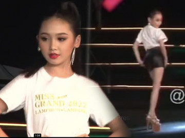 Lò đào tạo hoa hậu nhí ở Thái Lan: Lo trẻ không có tuổi thơ