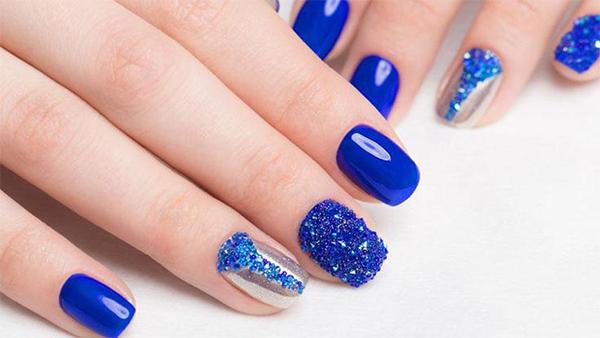 25+ mẫu nail xanh dương đẹp sành điệu giúp nàng thêm tự tin