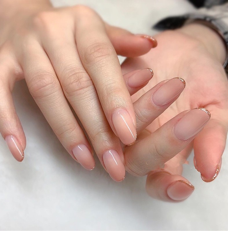 Nàng xinh lung linh, đầy cuốn hút trong ngày trọng đại nhờ những mẫu nail đẹp cho cô dâu  - 3