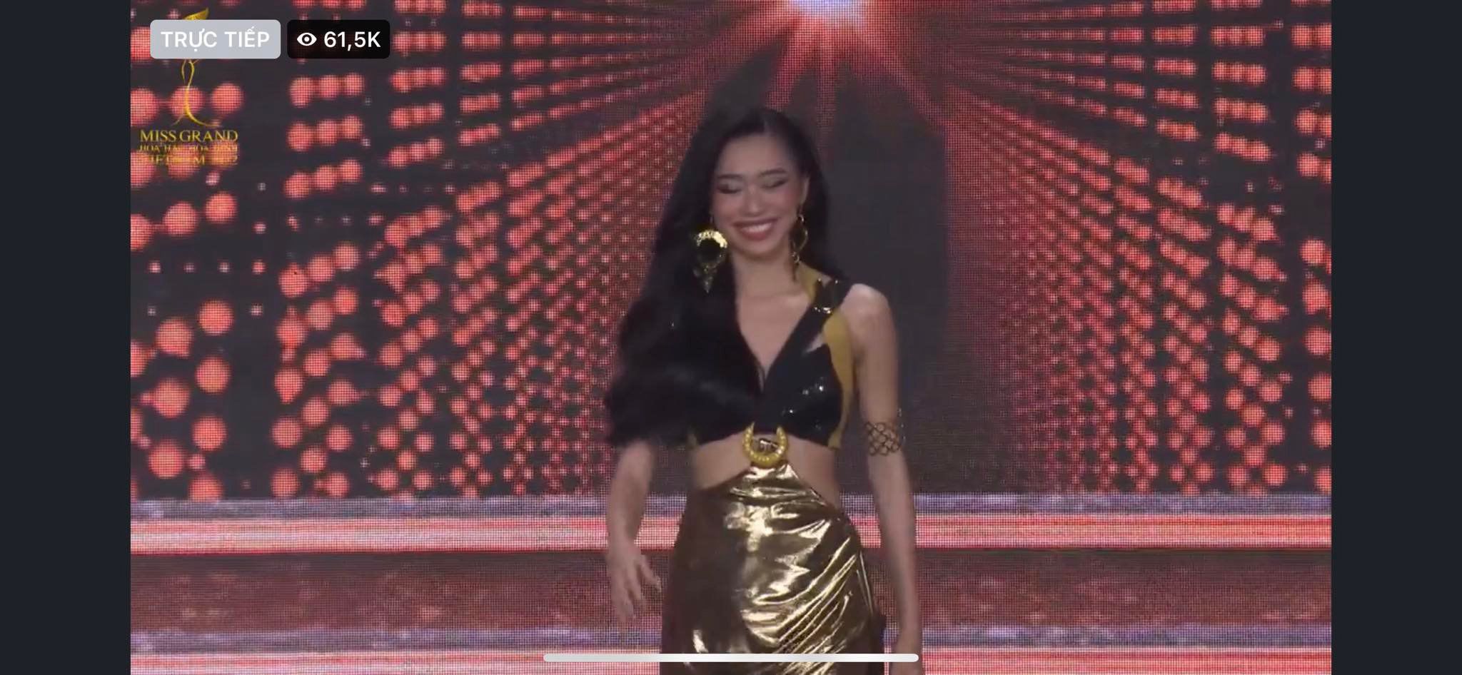 Trực tiếp chung kết Miss Grand Vietnam 2022: Tân Hoa hậu gọi tên Đoàn Thiên Ân - 23