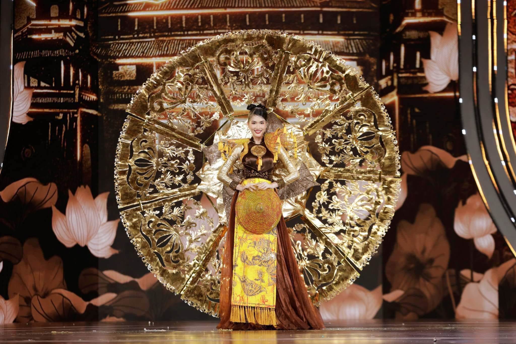 Trực tiếp chung kết Miss Grand Vietnam 2022: Tân Hoa hậu gọi tên Đoàn Thiên Ân - 25