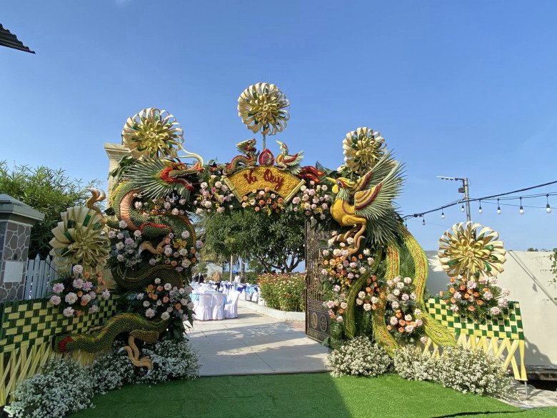 8X miền Tây amp; # 34; hồnamp; # 34; vào cau, ớt, làm cổng cưới rồng đẹp mê hồn đi khắp tỉnh - 10