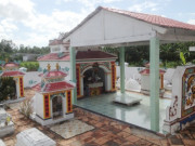 Tin tức - Lăng mộ kỳ bí nổi tiếng Đồng Tháp: Người dân đồn đoán có nhiều vàng bạc châu báu ở bên trong