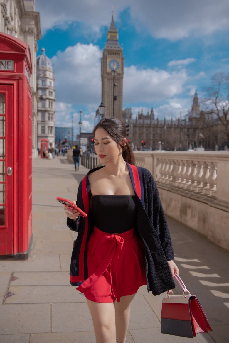 Danh tính mỹ nhân bế con trai amp;#34;Ông hoàng nhạc Việtamp;#34; từ bé: Dư tiền thừa nhan sắc, đốt bạc tỷ giữ body - 7