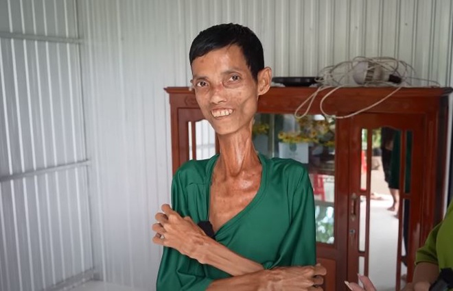 Người đàn ông gò bó nhất miền Tây, ai nhìn cũng phải thốt lên: amp; # 34; Làm người mà khổ vậy; # 34;  - 1